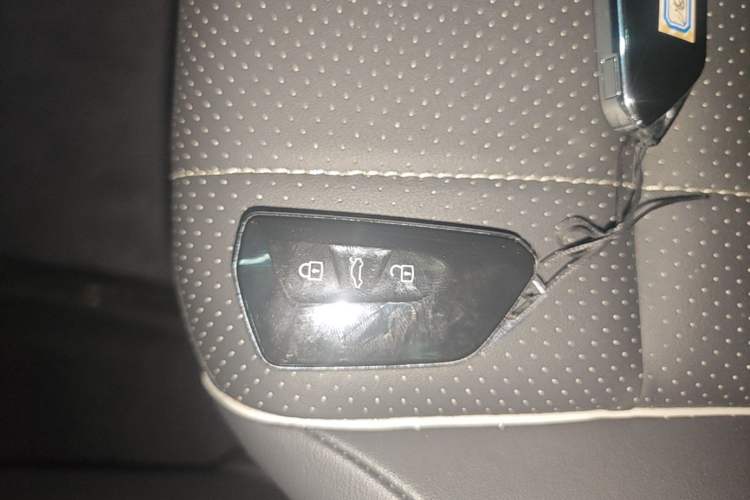 Used Volkswagen ID.4 X 2021 Pure Edition Interior 1