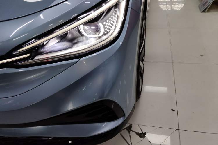 Used Volkswagen ID.4 X 2021 Kinergy All-Wheel Drive Early-Bird Edition Left Front Headlight