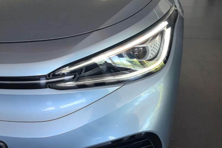 Used Volkswagen ID.4 X 2021 Pure+ Long-Range Edition Left Front Headlight