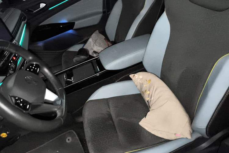 Used Volkswagen ID.4 X 2021 Pro Smart Long-Range Edition Left Front Seat