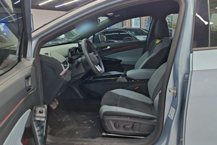 Used Volkswagen ID.4 X 2021 Pro Smart Long-Range Edition Left Front Seat