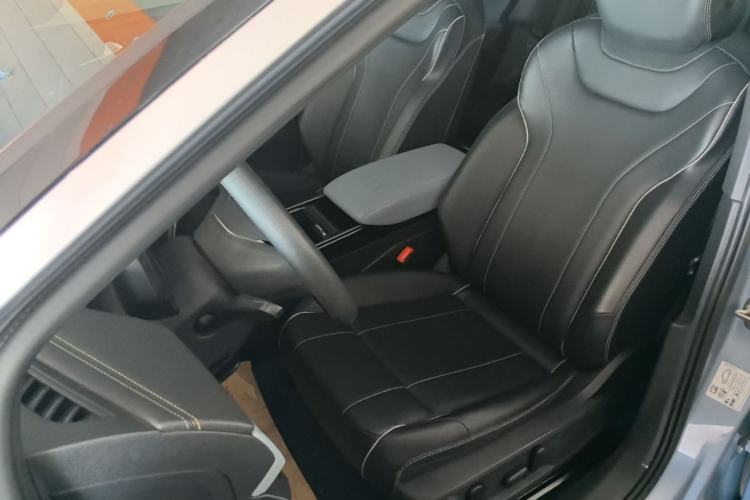 Used Volkswagen ID.4 X 2021 Pure+ Long-Range Edition Left Front Seat