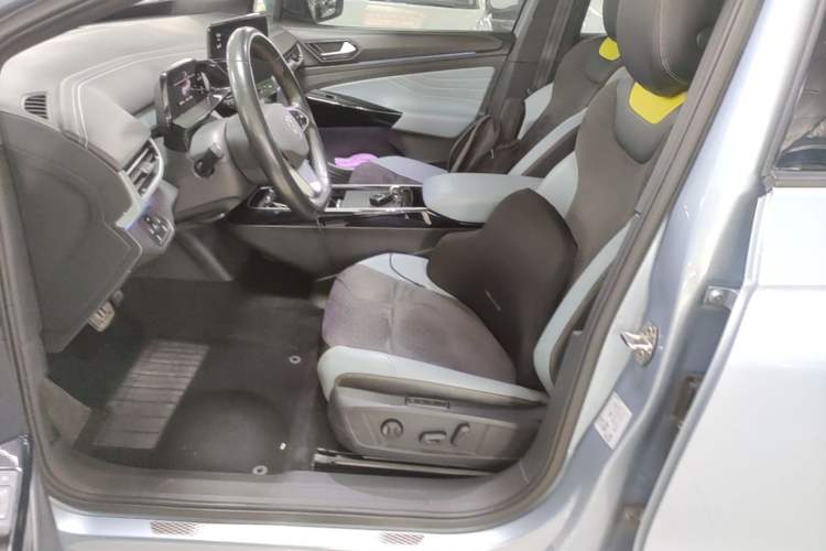 Used Volkswagen ID.4 X 2021 Pro Smart Long-Range Edition Left Front Seat