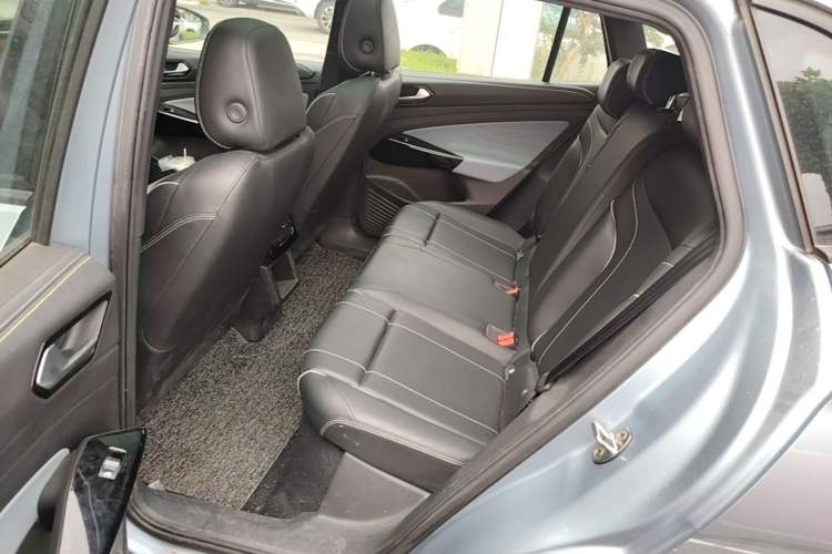 Used Volkswagen ID.4 X 2021 Pure Edition Left Rear Seat