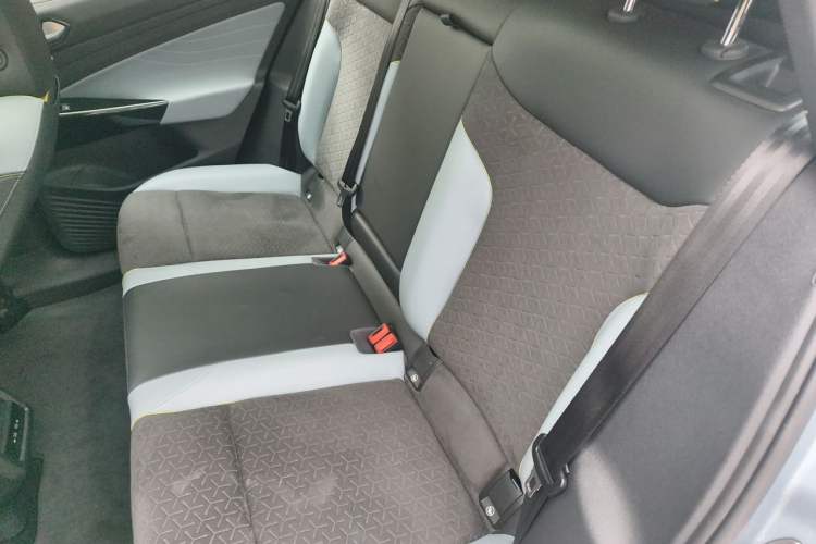 Used Volkswagen ID.4 X 2021 Pro Smart Long-Range Edition Left Rear Seat