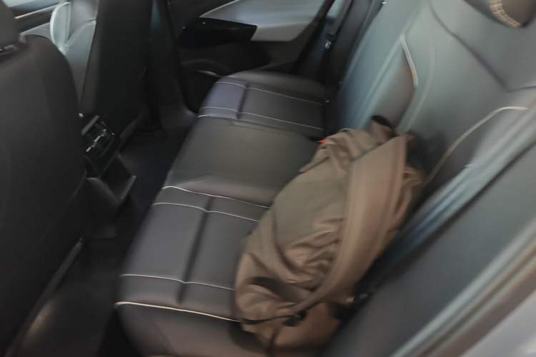 Used Volkswagen ID.4 X 2021 Pure+ Long-Range Edition Left Rear Seat