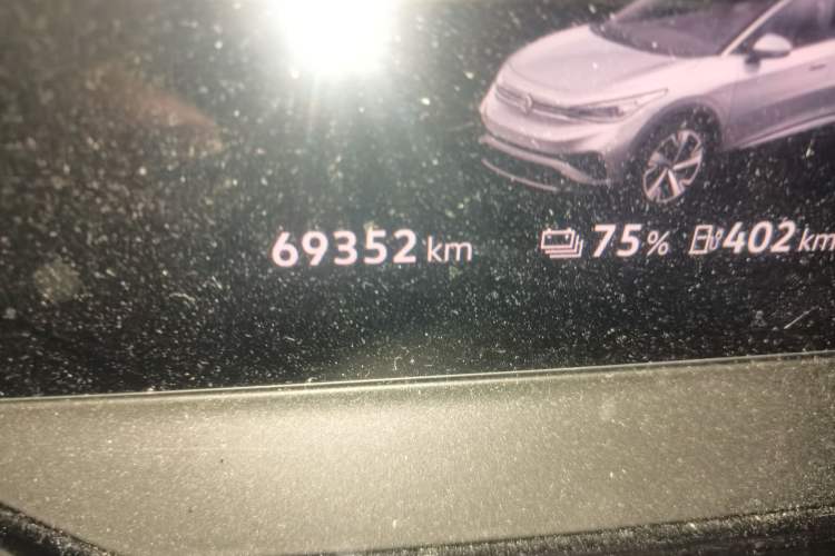 Used Volkswagen ID.4 X 2021 Pro Smart Long-Range Edition Odometer Close Up