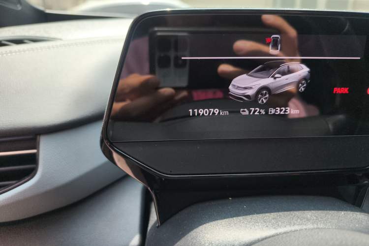 Used Volkswagen ID.4 X 2021 Pro Smart Long-Range Edition Odometer Close Up