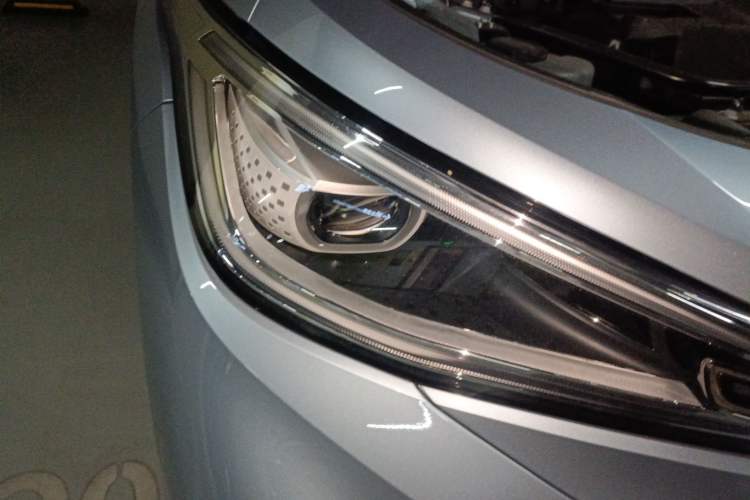 Used Volkswagen ID.4 X 2021 Pro Smart Long-Range Edition Right Front Headlight