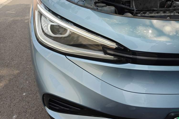 Used Volkswagen ID.4 X 2021 Pro Smart Long-Range Edition Right Front Headlight