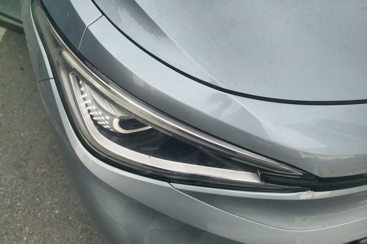 Used Volkswagen ID.4 X 2021 Pro Smart Long-Range Edition Right Front Headlight