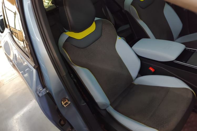 Used Volkswagen ID.4 X 2021 Pro Smart Long-Range Edition Right Front Seat