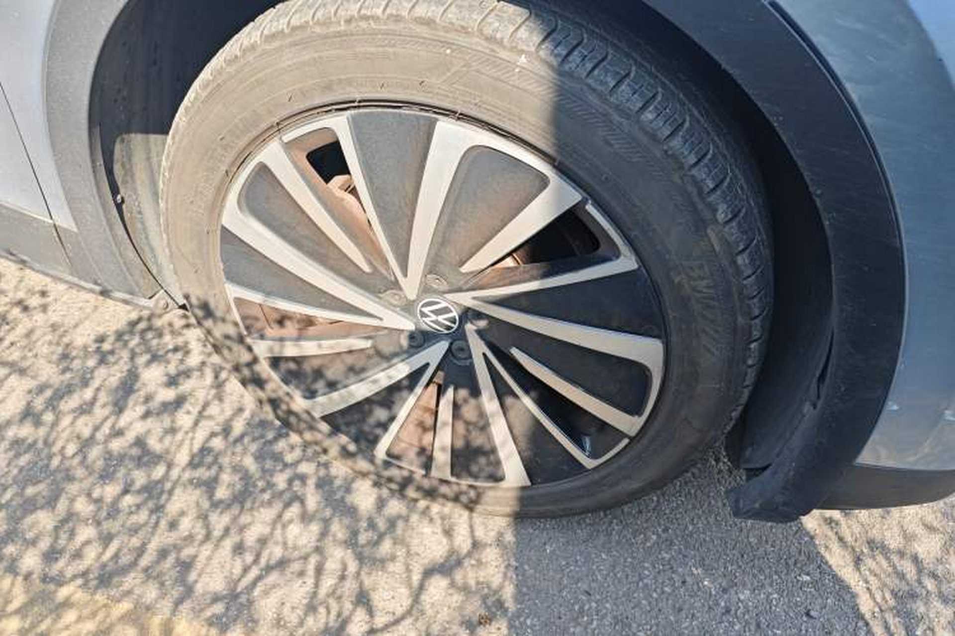 Used Volkswagen ID.4 X 2021 Pure+ Long-Range Edition Right Front Wheel Hub