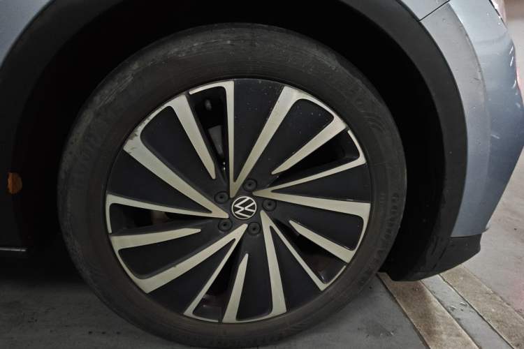 Used Volkswagen ID.4 X 2021 Pure+ Long-Range Edition Right Front Wheel Hub