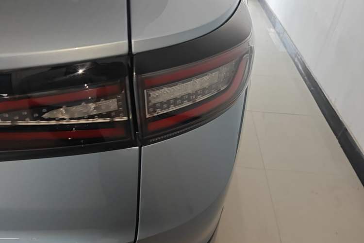 Used Volkswagen ID.4 X 2021 Pure+ Long-Range Edition Right Rear Taillight