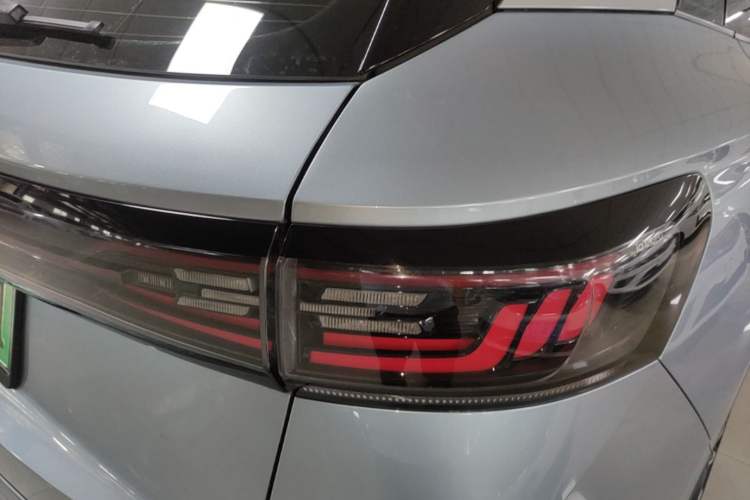 Used Volkswagen ID.4 X 2021 Pro Smart Long-Range Edition Right Rear Taillight