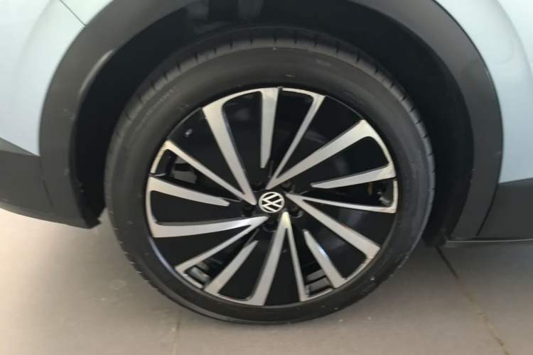 Used Volkswagen ID.4 X 2021 Pure+ Long-Range Edition Right Rear Wheel Hub