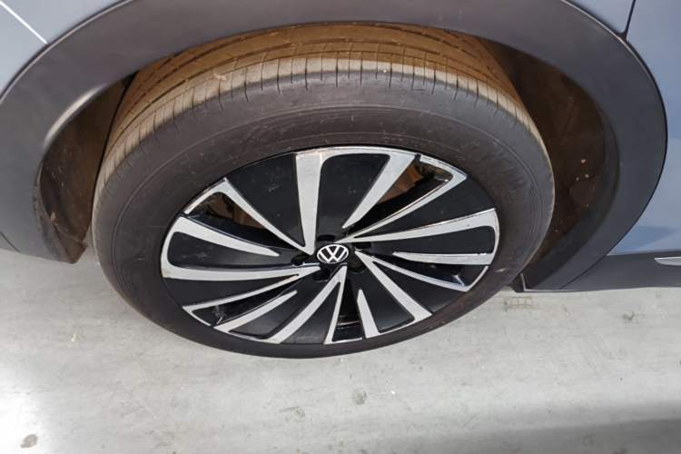Used Volkswagen ID.4 X 2021 Pro Smart Long-Range Edition Right Rear Wheel Hub