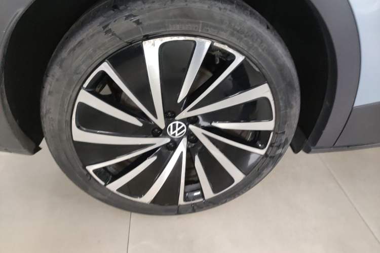 Used Volkswagen ID.4 X 2021 Pro Smart Long-Range Edition Right Rear Wheel Hub