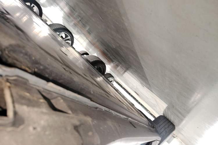 Used Volkswagen ID.4 X 2021 Pure Edition Right Side Sill
