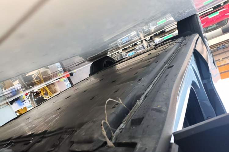Used Volkswagen ID.4 X 2021 Pro Smart Long-Range Edition Right Side Sill