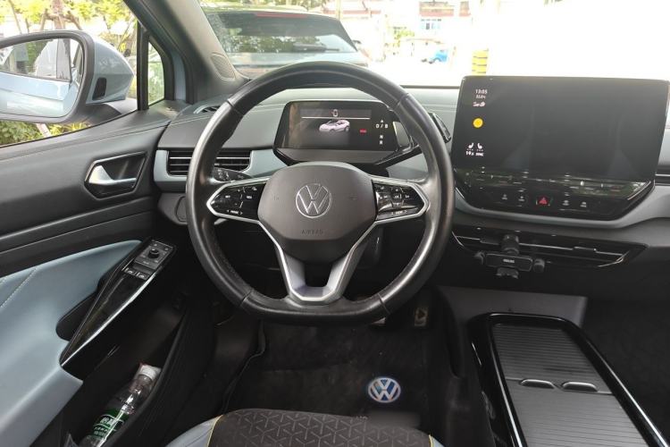 Used Volkswagen ID.4 X 2021 Pro Smart Long-Range Edition Steering Wheel