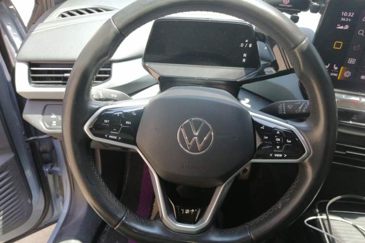 Used Volkswagen ID.4 X 2021 Pro Smart Long-Range Edition Steering Wheel