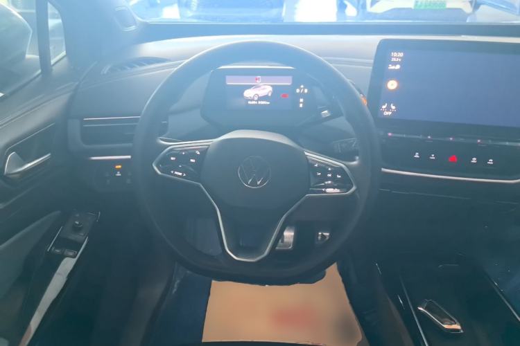 Used Volkswagen ID.4 X 2021 Pure+ Long-Range Edition Steering Wheel