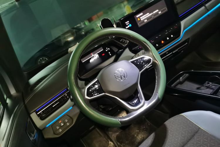 Used Volkswagen ID.4 X 2021 1st Edition ID. First Impression Edition Steering Wheel