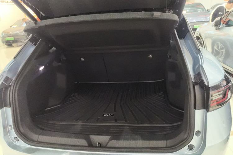 Used Volkswagen ID.4 X 2021 Prime Kinergy Four-Wheel Drive Edition Trunk