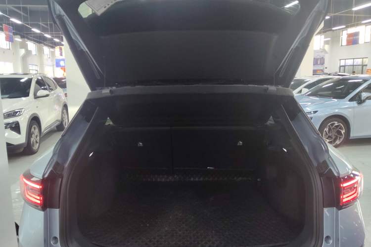 Used Volkswagen ID.4 X 2021 Kinergy All-Wheel Drive Early-Bird Edition Trunk