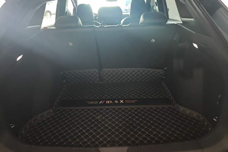 Used Volkswagen ID.4 X 2021 Pure+ Long-Range Edition Trunk