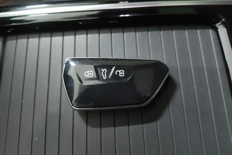 Used Volkswagen ID.4 X 2021 Pro Smart Long-Range Edition Vehicle Key
