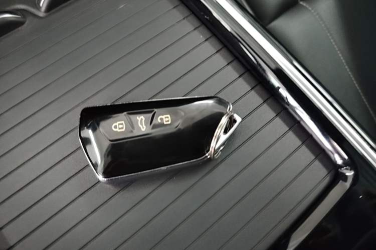 Used Volkswagen ID.4 X 2021 Pure Edition Vehicle Key