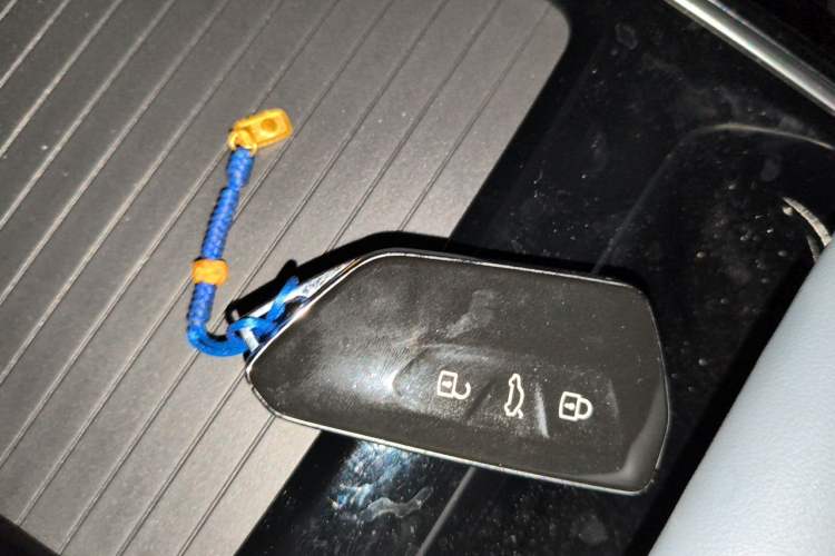 Used Volkswagen ID.4 X 2021 Pro Smart Long-Range Edition Vehicle Key