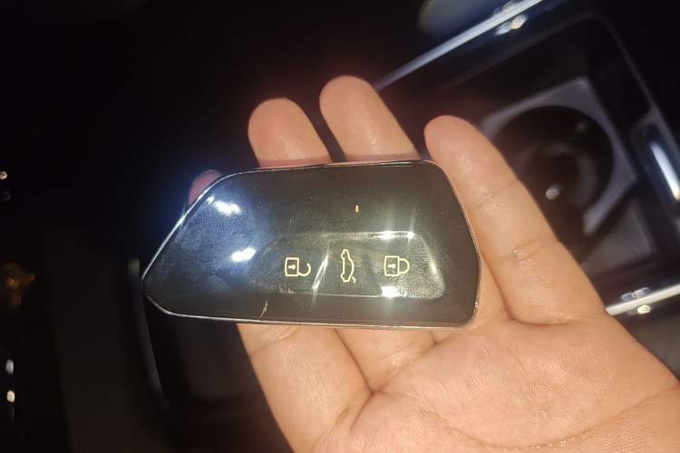 Used Volkswagen ID.4 X 2021 Pro Smart Long-Range Edition Vehicle Key