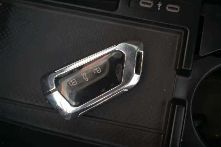 Used Volkswagen ID.4 X 2021 Pure+ Long-Range Edition Vehicle Key