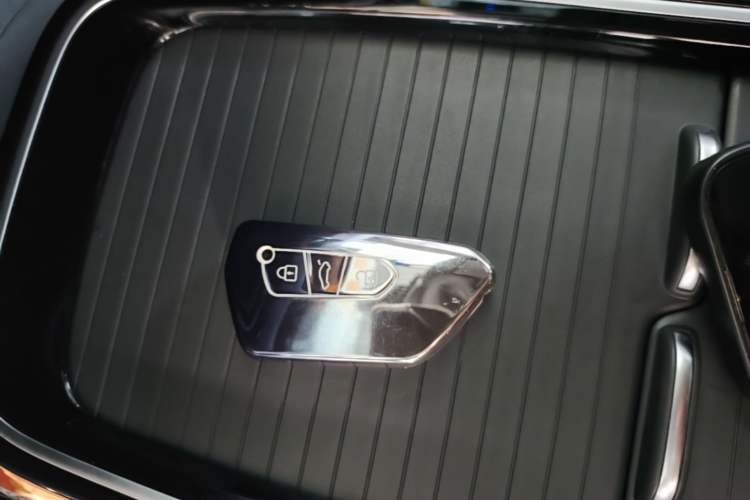 Used Volkswagen ID.4 X 2021 Pro Smart Long-Range Edition Vehicle Key