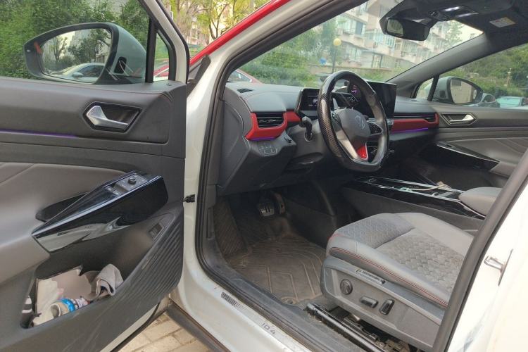 Used Volkswagen ID.4 X 2021 Pro Smart Long-Range Edition Driver Seat