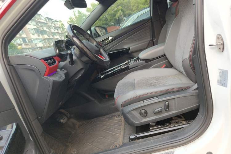 Used Volkswagen ID.4 X 2021 Pro Smart Long-Range Edition Left Front Seat