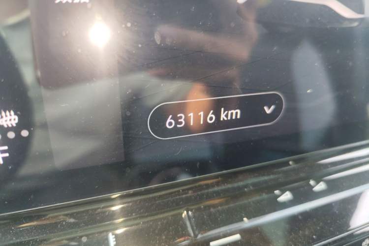 Used Volkswagen ID.4 X 2021 Pro Smart Long-Range Edition Odometer Close Up