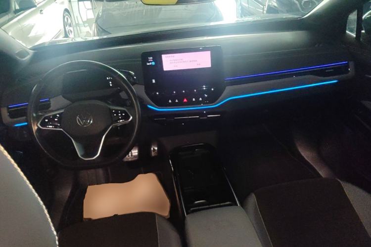 Used Volkswagen ID.4 X 2021 Pro Smart Long-Range Edition Center Console