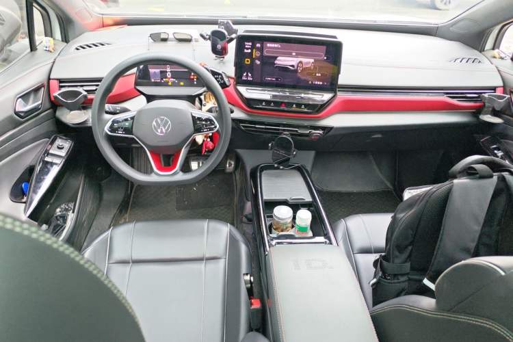 Used Volkswagen ID.4 X 2021 Pure+ Long-Range Edition Center Console