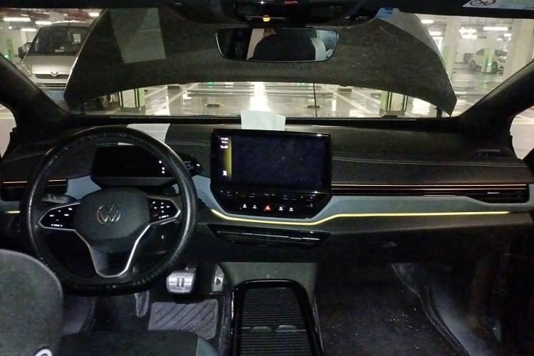 Used Volkswagen ID.4 X 2021 Pro Smart Long-Range Edition Center Console