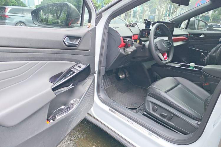 Used Volkswagen ID.4 X 2021 Pure+ Long-Range Edition Driver Seat