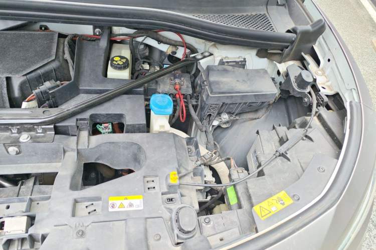 Used Volkswagen ID.4 X 2021 Pure+ Long-Range Edition Engine Bay Left