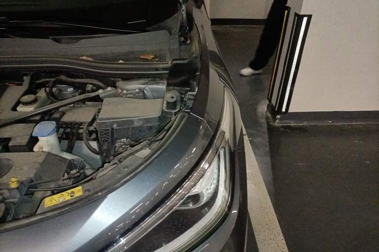 Used Volkswagen ID.4 X 2021 Pro Smart Long-Range Edition Engine Bay Left