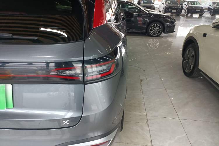 Used Volkswagen ID.4 X 2021 Pure Edition Exterior 3