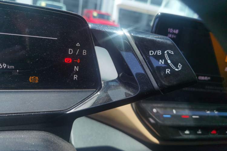 Used Volkswagen ID.4 X 2021 Pure Edition Gear Lever