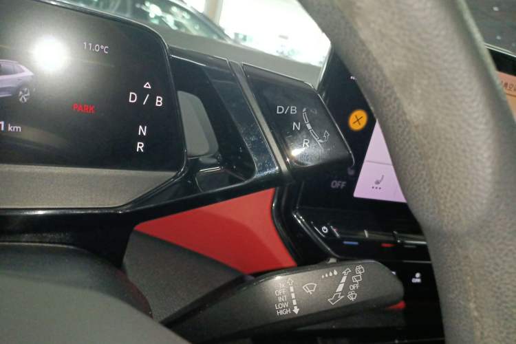 Used Volkswagen ID.4 X 2021 Pure Edition Gear Lever